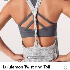 NWOT Lululemon twist and toil athletic tank